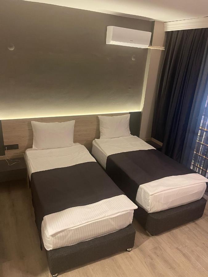 Grand Faik Hotel Çeşme Eksteriør bilde
