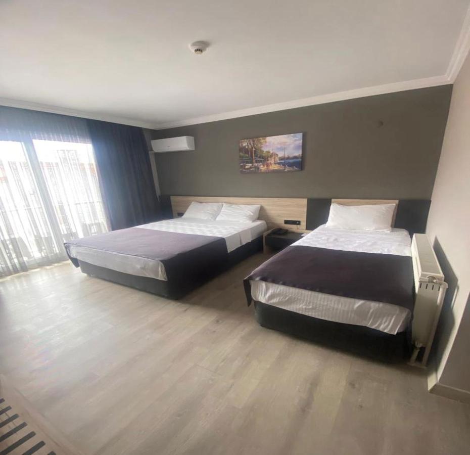 Grand Faik Hotel Çeşme Eksteriør bilde