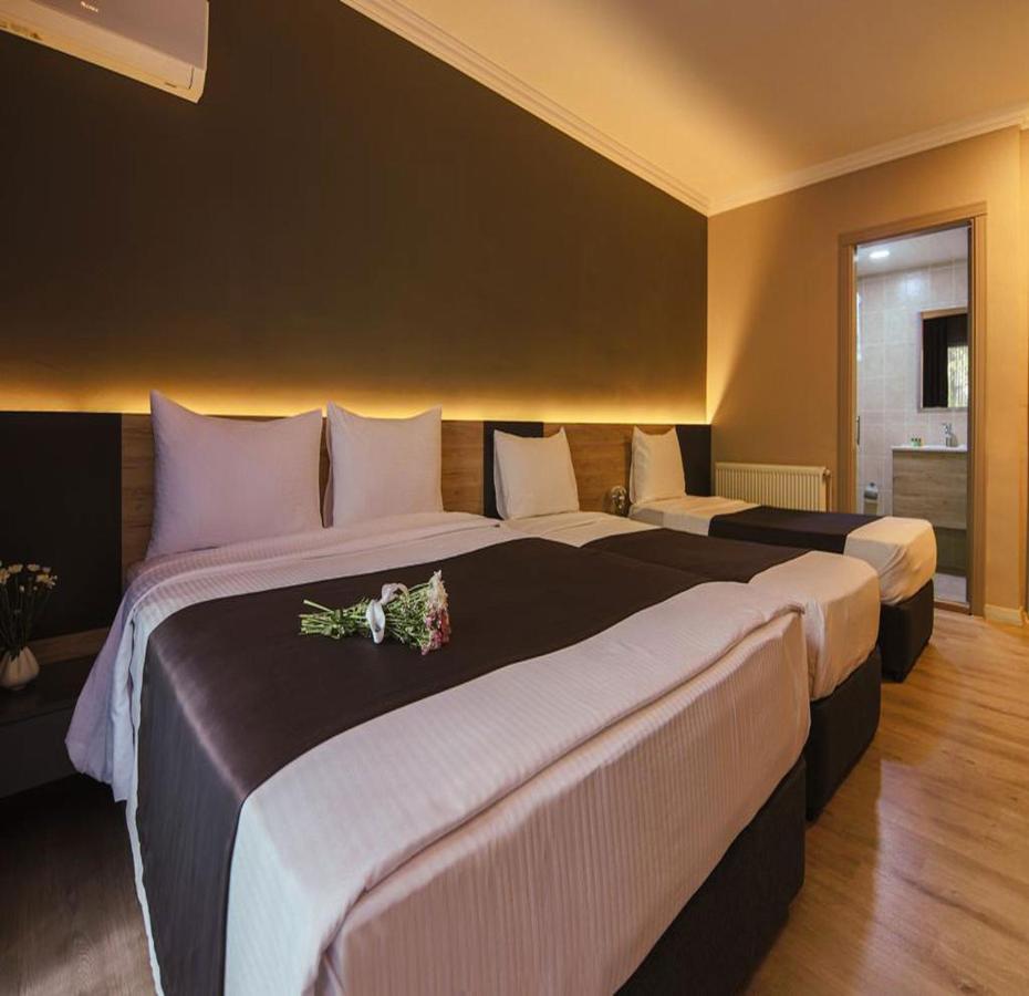 Grand Faik Hotel Çeşme Eksteriør bilde