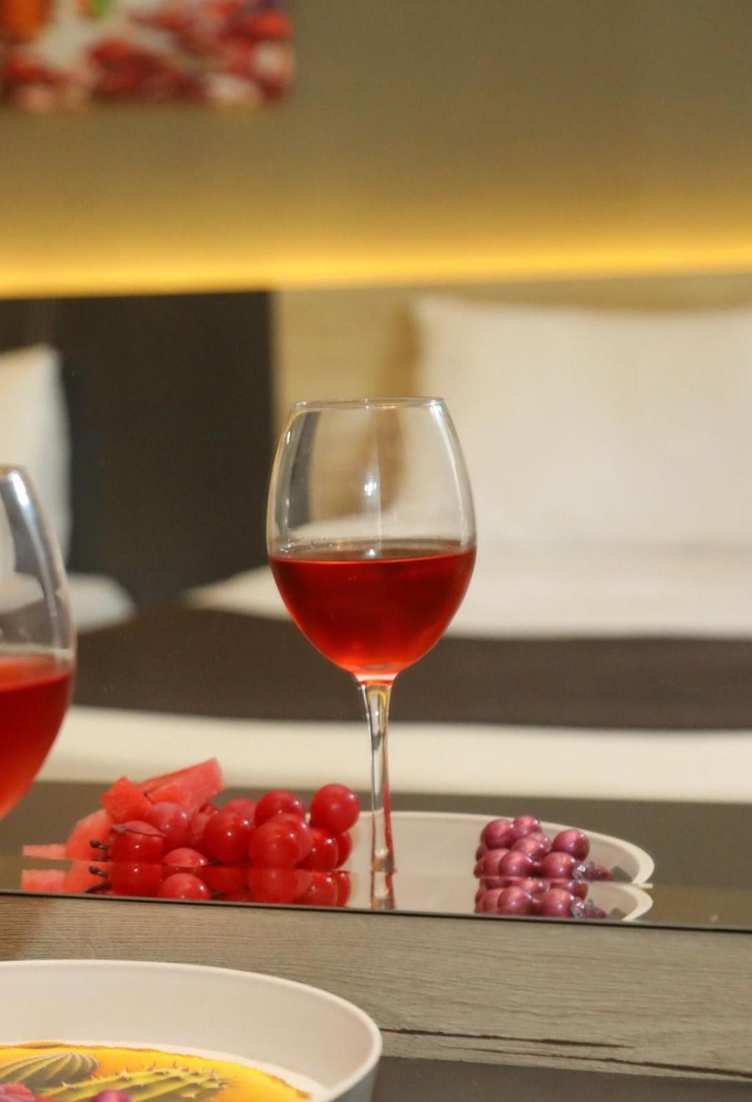 Grand Faik Hotel Çeşme Eksteriør bilde